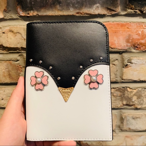 FIRM PRICE Kate spade penguin passport HOLDER - Picture 2 of 7